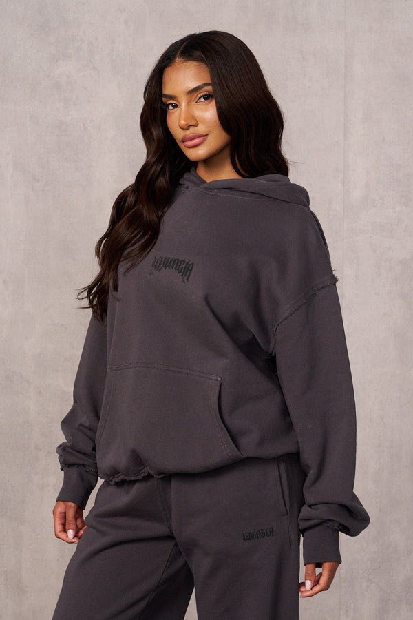 Sudadera con capucha rebelde