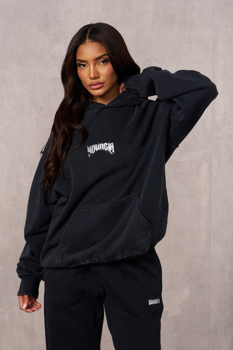 Sudadera con capucha rebelde