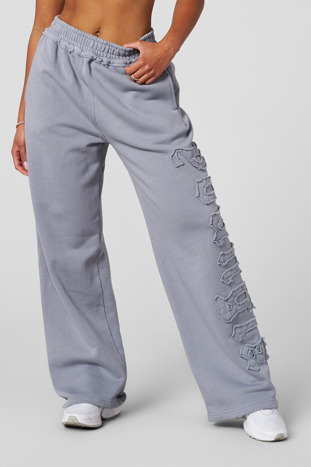 Pantalones deportivos W234 After Dark