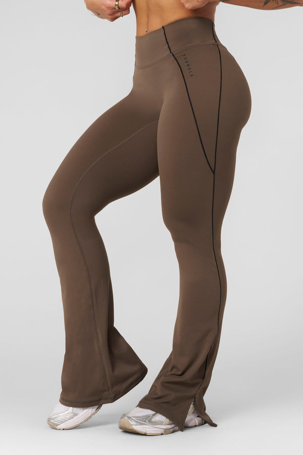 Leggings acampanados Elevate