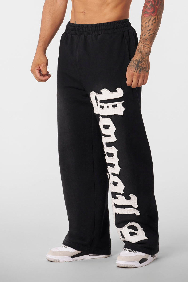 Pants con parche grande
